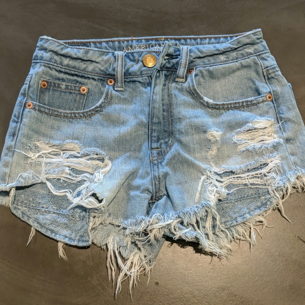 AE shorts barely worn